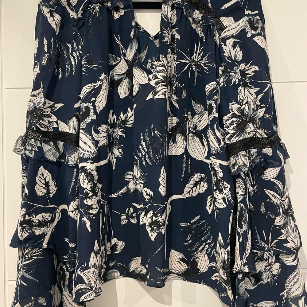 Women’s Floral Blue Parker Blouse